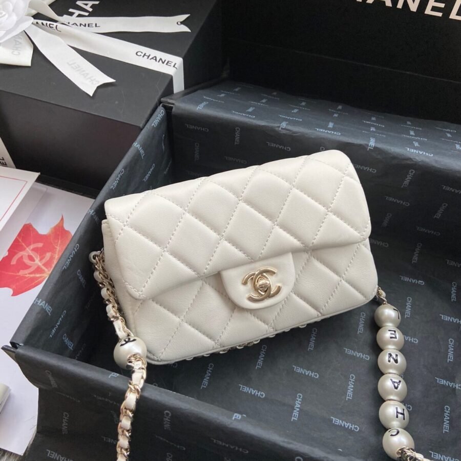 Classic Flap Pearl , white lambskin with gold hardware