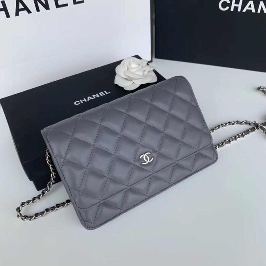 WOC flap , grey lambskin with silver hardware