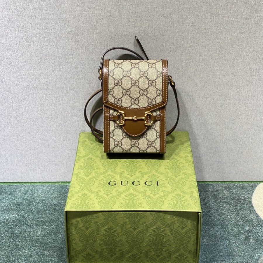 Gucci Horsebit 1955 
mini bagBeige