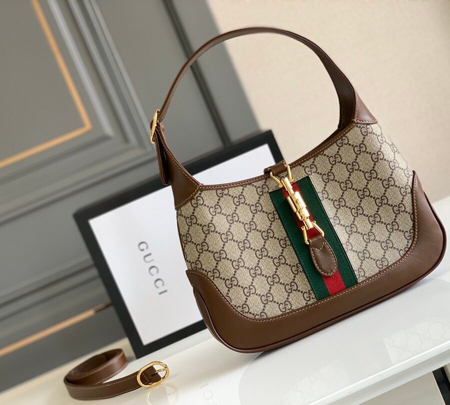 Jackie 1961 small shoulder
bagBeige